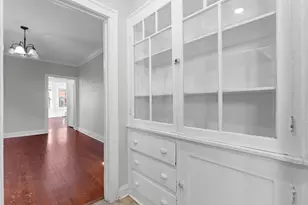 7819 S Cornell Ave, Chicago, IL 60649 - Photo 23