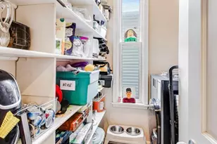 1652 W Nelson St, Chicago, IL 60657 - Photo 7