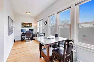 1652 W Nelson St, Chicago, IL 60657 - Photo 15