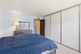 7105 St Tropez Ct, Fox Lake, IL 60020 - Photo 13