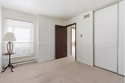 7105 Saint Tropez Court #297, Fox Lake, IL 60020 - Photo 9