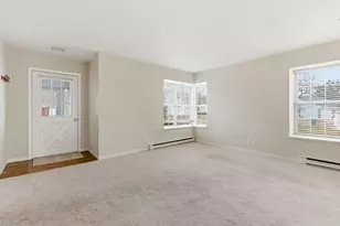 7105 St Tropez Ct, Fox Lake, IL 60020 - Photo 3