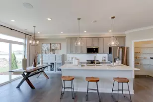 8541 Chadwick Ct, Woodridge, IL 60517 - Photo 15