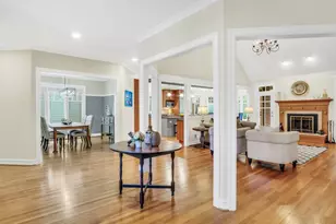 5684 Wolf Rd, Western Springs, IL 60558 - Photo 9