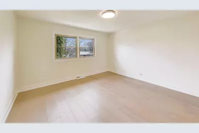 909 S Waverly Place, Mount Prospect, IL 60056 - Photo 11