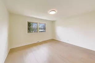 909 S Waverly Pl, Mount Prospect, IL 60056 - Photo 11