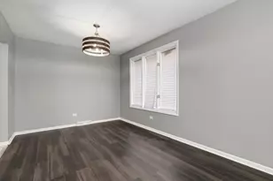 3518 S Manor Dr, Lansing, IL 60438 - Photo 7