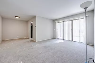 321 Maplewood Court #D1, Schaumburg, IL 60193 - Photo 3