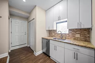 6104 S Ingleside Ave, Chicago, IL 60637 - Photo 11