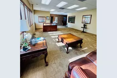 4777 E State Street #4-5-6, Rockford, IL 61108 - Photo 3