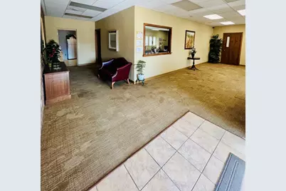 4777 E State Street #4-5-6, Rockford, IL 61108 - Photo 5