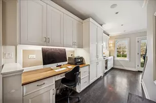 [Address not provided], Winnetka, IL 60093 - Photo 21