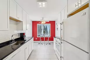 [Address not provided], Palatine, IL 60074 - Photo 11