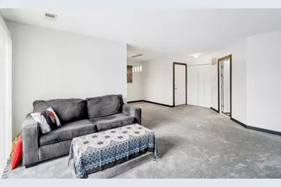 [Address not provided], Palatine, IL 60074 - Photo 5