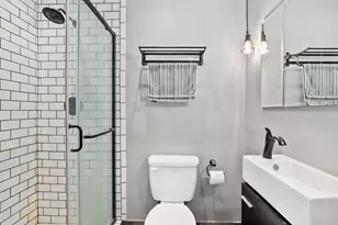 2200 N Clybourn Ave, Chicago, IL 60614 - Photo 21