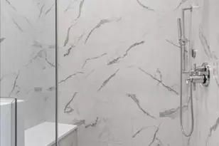 2727 N Kenmore Ave, Chicago, IL 60614 - Photo 17