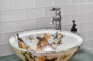 1304 Hawkins Ct, Saint Charles, IL 60174 - Photo 15