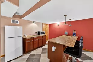 1304 Hawkins Ct, Saint Charles, IL 60174 - Photo 43