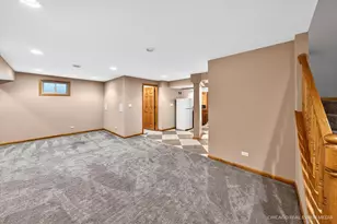 1304 Hawkins Ct, Saint Charles, IL 60174 - Photo 41