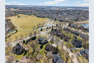 1304 Hawkins Court, Saint Charles, IL 60174 - Photo 7