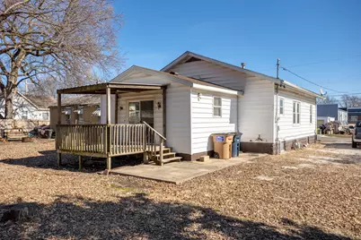 711 S Franklin Street, Litchfield, IL 62056 - Photo 3