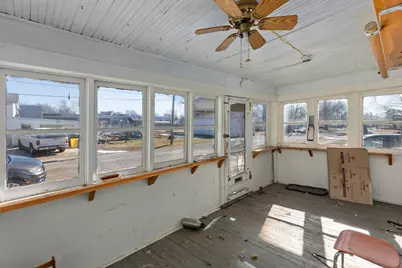 711 S Franklin Street, Litchfield, IL 62056 - Photo 5