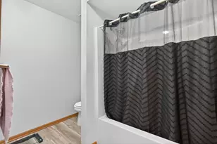 2700 Eagle Dr, Joliet, IL 60436 - Photo 19