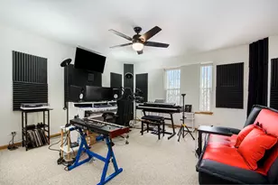 9247 W Arquilla Dr, Mokena, IL 60448 - Photo 11