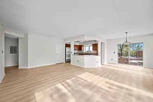 655 Perrie Dr, Elk Grove Village, IL 60007 - Photo 5