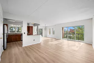 655 Perrie Dr, Elk Grove Village, IL 60007 - Photo 3