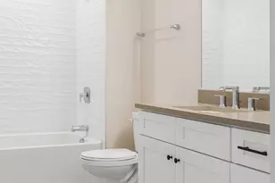 440 Green Bay Rd, Highwood, IL 60040 - Photo 11