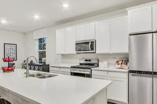 6701 Buchanan Cir, Plainfield, IL 60586 - Photo 5