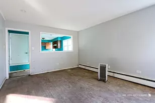 1525 Idlewild Dr, Round Lake Beach, IL 60073 - Photo 3