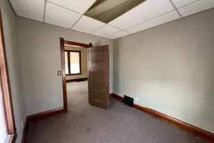 103 3rd St, Lasalle, IL 61301 - Photo 9