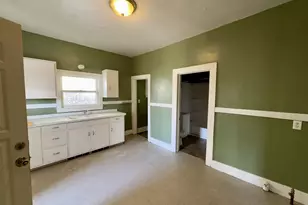 103 3rd St, Lasalle, IL 61301 - Photo 5