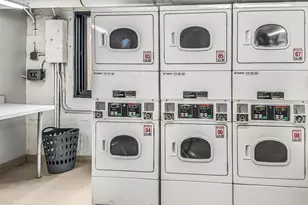 6300 N Sheridan Rd, Chicago, IL 60660 - Photo 21