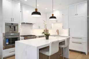 867 N Marshfield Ave, Chicago, IL 60622 - Photo 5