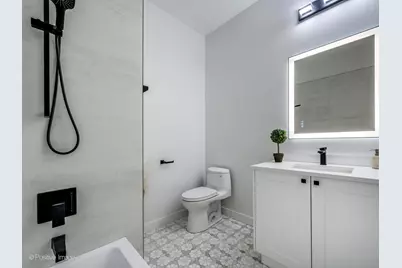 867 N Marshfield Avenue #2, Chicago, IL 60622 - Photo 17