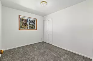 2308 Madonna Ave, Joliet, IL 60436 - Photo 5