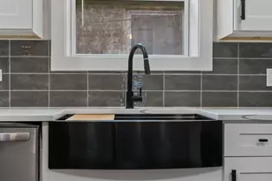 5542 W 64th St, Chicago, IL 60638 - Photo 17