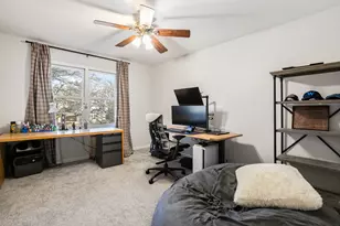 17583 W Robert Ct, Gurnee, IL 60031 - Photo 27