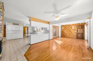 700 McClaran Ave, Aurora, IL 60506 - Photo 5