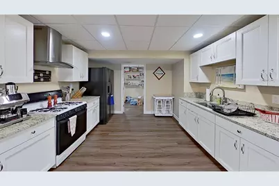 32764 N Innetowne Road, Lakemoor, IL 60051 - Photo 17