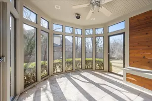 440 Lee Rd, Northbrook, IL 60062 - Photo 49