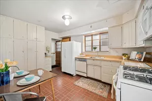 934 Yale St, Wilmette, IL 60091 - Photo 9