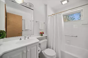 934 Yale St, Wilmette, IL 60091 - Photo 17