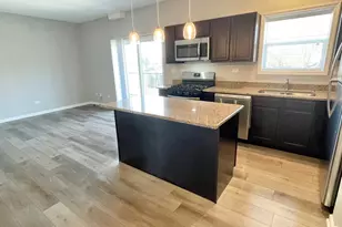 811 E Main St, East Dundee, IL 60118 - Photo 3