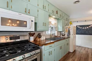 2414 28th Ave, Rock Island, IL 61201 - Photo 21