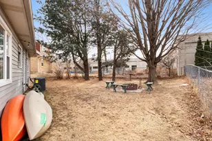 2414 28th Ave, Rock Island, IL 61201 - Photo 5