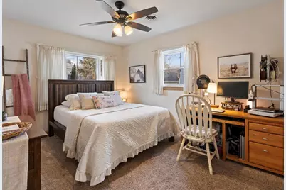 2414 28th Avenue, Rock Island, IL 61201 - Photo 25